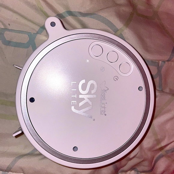 SKY LITE GALAXY PROJECTOR - Picture 2 of 4